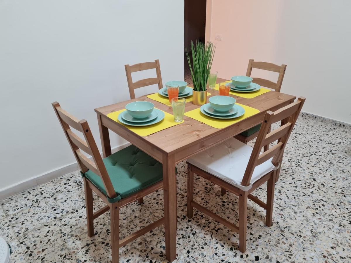 Rizik'S Guest House Nasıra Dış mekan fotoğraf