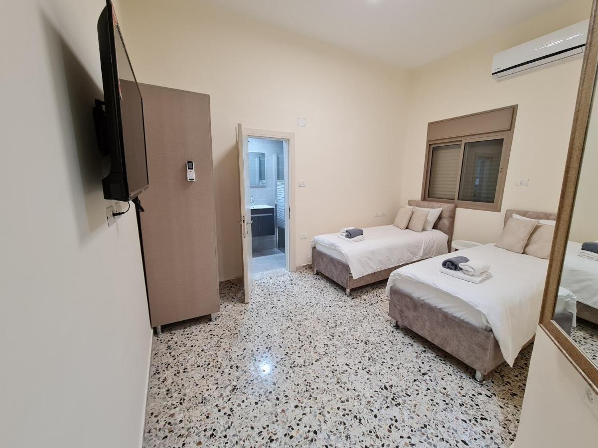 Rizik'S Guest House Nasıra Dış mekan fotoğraf